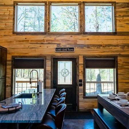 The Big Tex Luxury Cabin Is Epic Broken Bow Kültér fotó