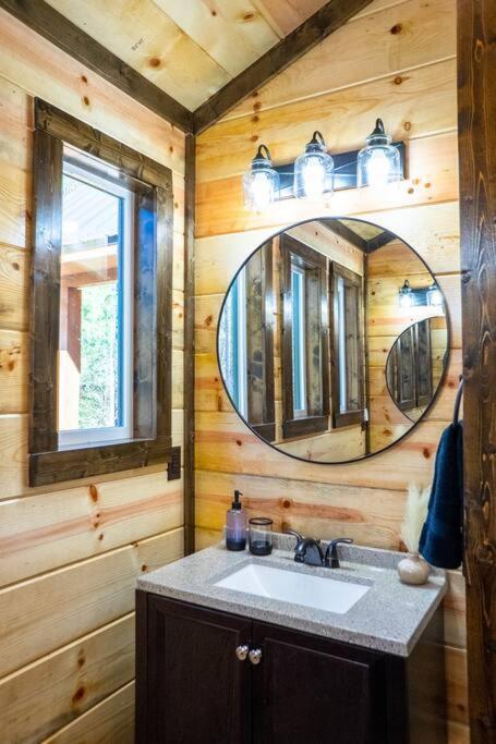 The Big Tex Luxury Cabin Is Epic Broken Bow Kültér fotó