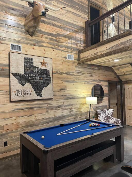 The Big Tex Luxury Cabin Is Epic Broken Bow Kültér fotó