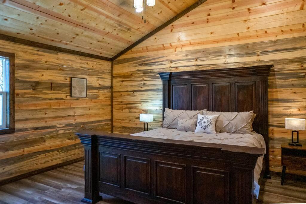 The Big Tex Luxury Cabin Is Epic Broken Bow Kültér fotó